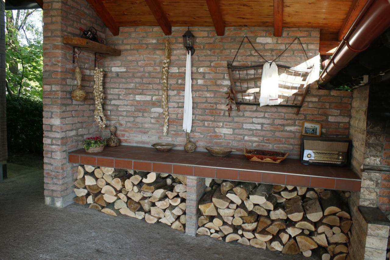 Guest House Blazevic Gornja Gracenica Exterior photo