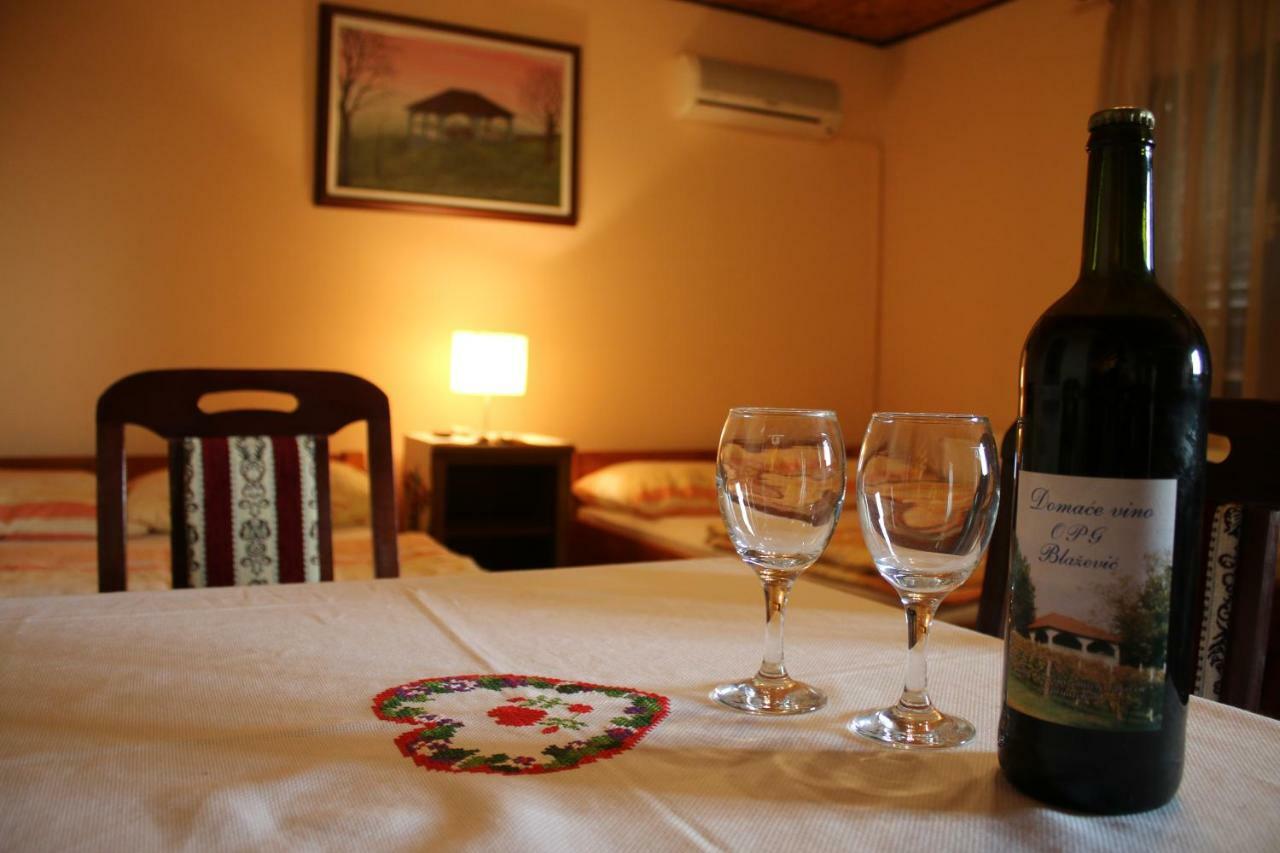 Guest House Blazevic Gornja Gracenica Exterior photo